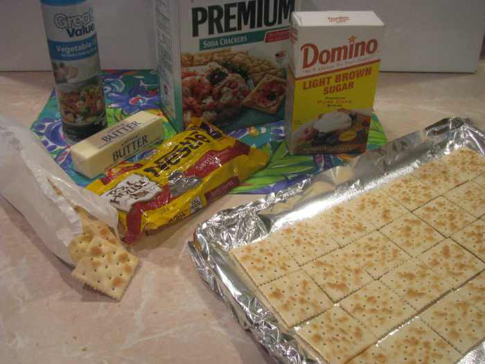 Saltine Cracker Candy Recipe MeltinYourMouth Delicious! Delishably