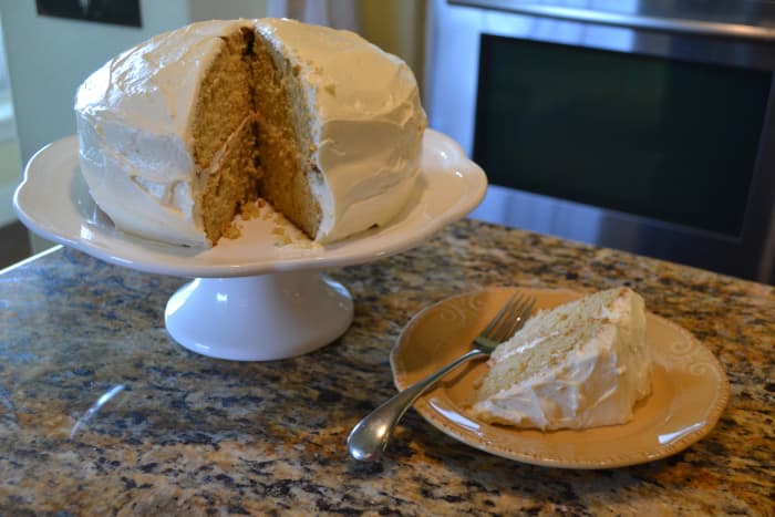 Recipe: Easy Yellow or White Cake Mix Spice Cake - Delishably