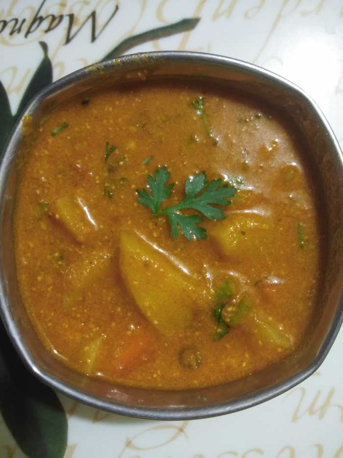 How to Make Vegetable Kurma in a Pressure Cooker Delishably
