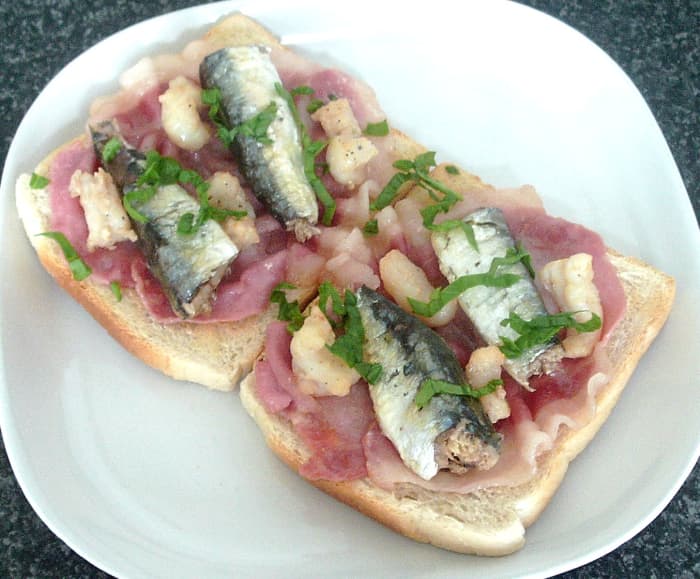 10 Different Ways to Serve Sardines on Toast Delishably