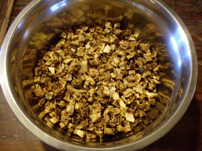 Here is a bowl of dried eggplant pieces which were NOT blanched before drying. Overall, their appearance is whiter, which I found a bit odd.