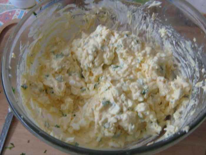 The eggs should be moist and wet once everything is mixed.