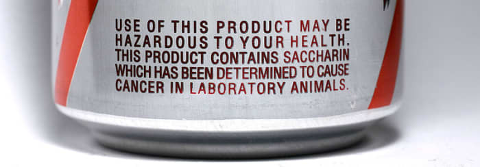 Warning labels (such as this one on a diet Dr. Pepper can) were once required for the use of saccharin. The use of warning labels has since been discontinued, as the chemical is not a human carcinogen.