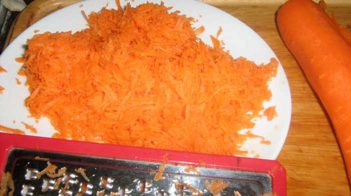 Shred the carrots