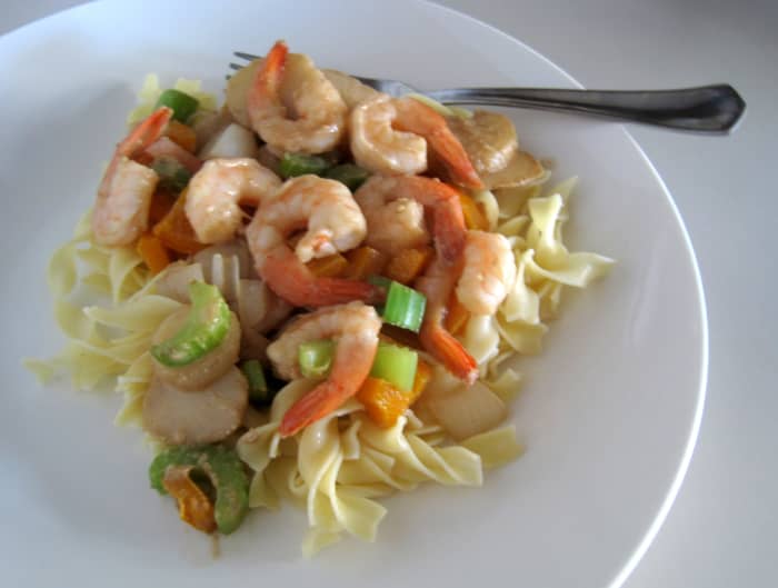 Easy Shrimp Stir-Fry With Sesame Tahini Sauce Recipe - Delishably