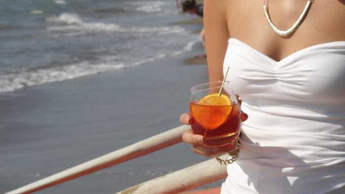 Negroni Cocktail at Tramonto, La Giannella.