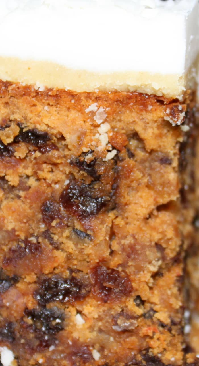 How to Make an Easy Classic Fruitcake for Christmas - Delishably