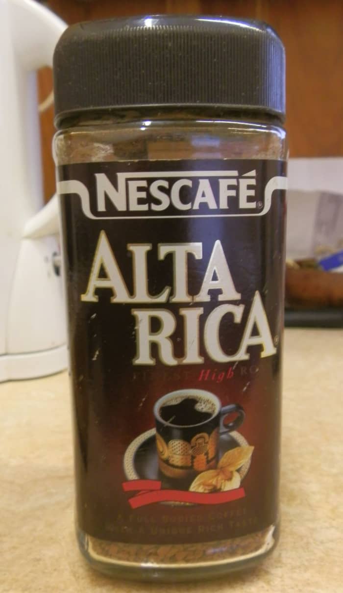 Alta Rica кофе. Nescafe alta Rica. Ложка для кофе Нескафе. Alta Rica кофе зеленая этикетка.