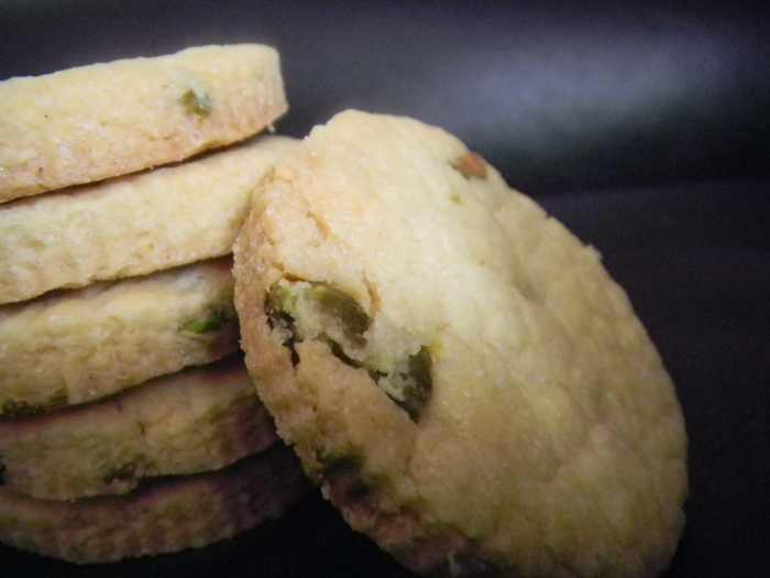 Now make yourself a drink, sit back, relax and enjoy your cookies.