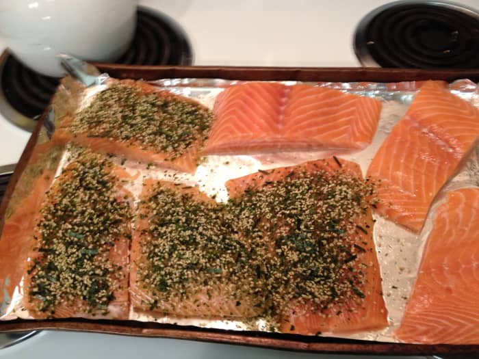 Furikake sprinkled onto salmon - if you have a long fillet, fit it onto a shallow pan and do the same. You don't have to put it on so heavy like I did.