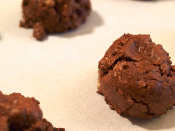 Fresh from the oven, you can see that the cookies have begun to crack. They are also slightly firm to the touch.