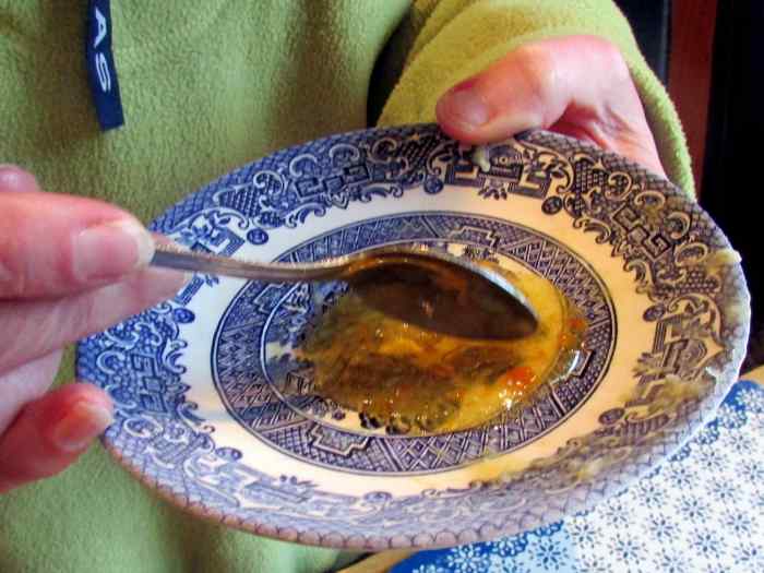 Test the marmalade for readiness