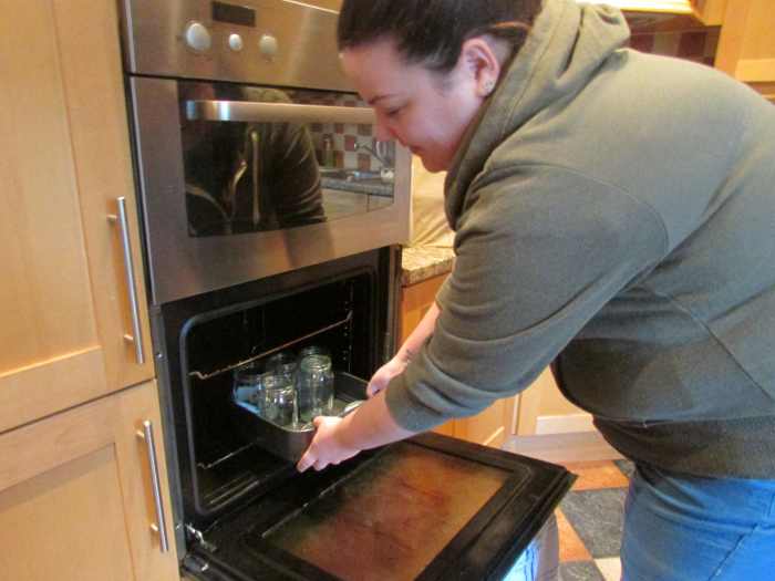 Sterilize the jars for making marmalade