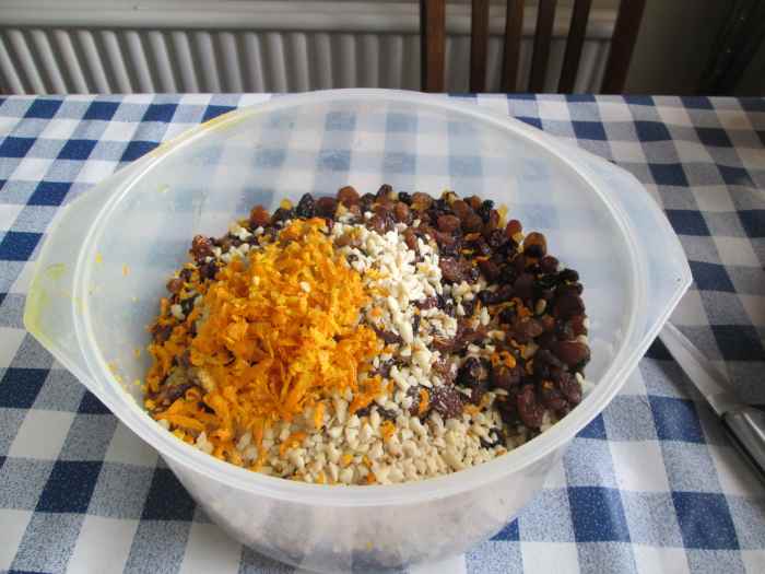 Mix the dry ingredients for the fruitcake.