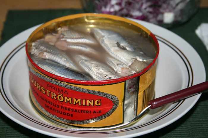 A tin of surströmming.