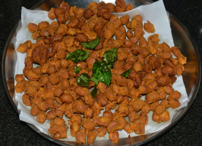 How to Make Spicy Fried Peanut Snacks - Delishably