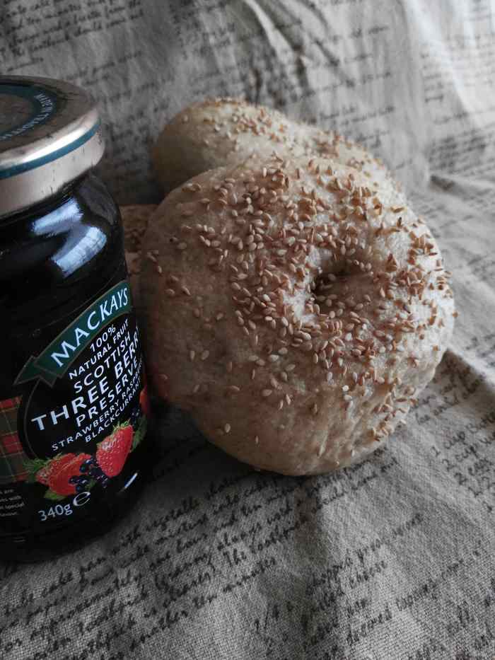 quick-easy-wholewheat-bagel-recipe