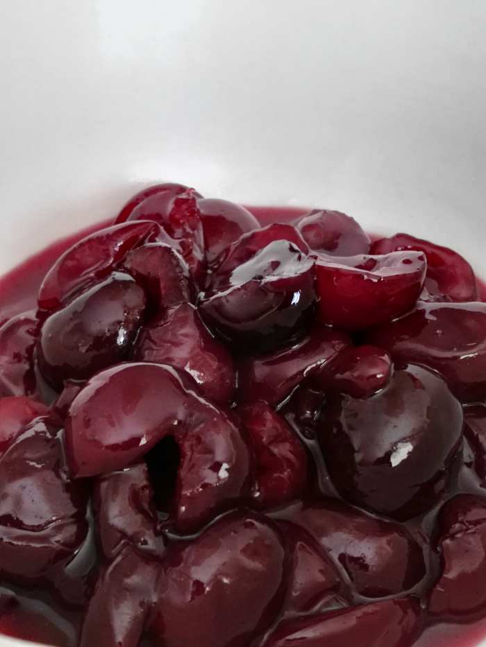 Homemade cherry pie filling recipe