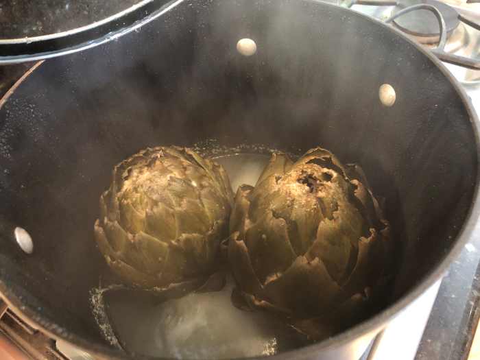 How to Make Steamed Stuffed Artichokes Delishably