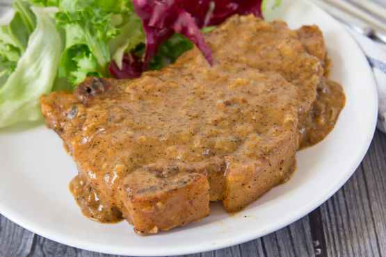 Pork Chops Smothered in Gravy