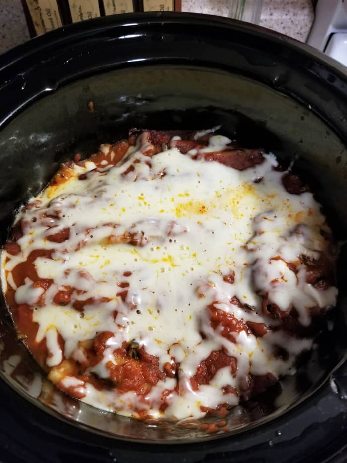 Slow Cooker Manicotti With Three Cheeses and Kale - Delishably