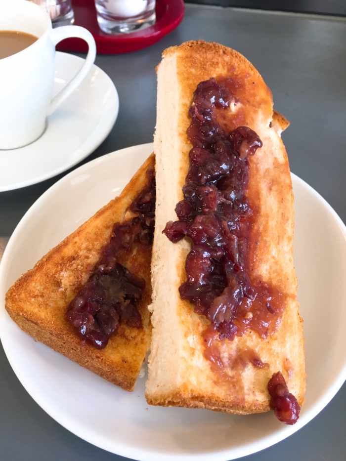 What Is a Japanese Kissaten and How Is It Different From a Café