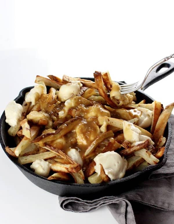 Exploring Poutine History The Recipe And 4 Fun Variations Delishably