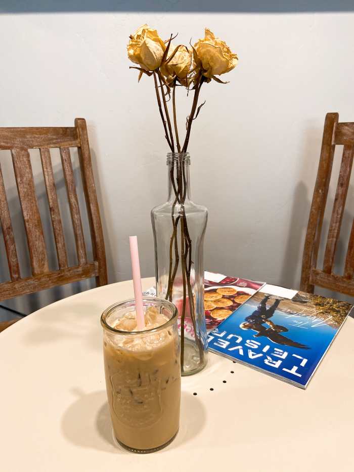 Voila, a delicious caramel iced coffee!