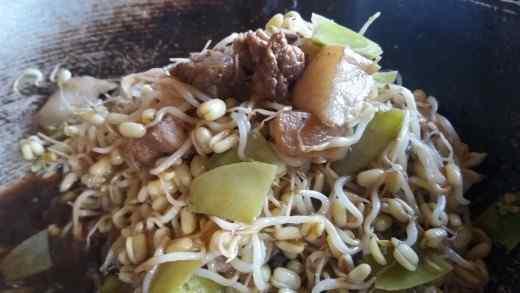 Ginisang togue at sitsaro recipe