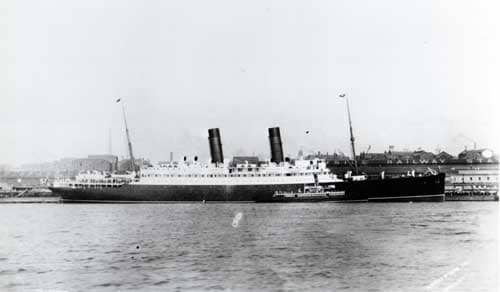 RMS Laconia (the original Laconia) (1911-1917) at New York. Torpedoed in World War One.