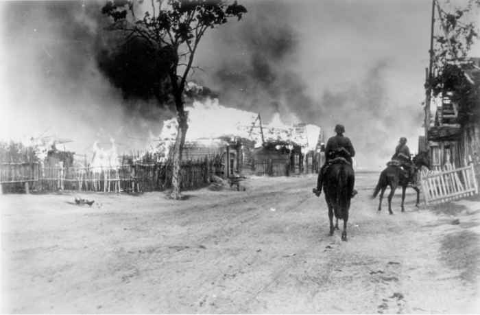 The fall of Smolensk was the last major obstacle preventing the Nazis from marching on Moscow itself.