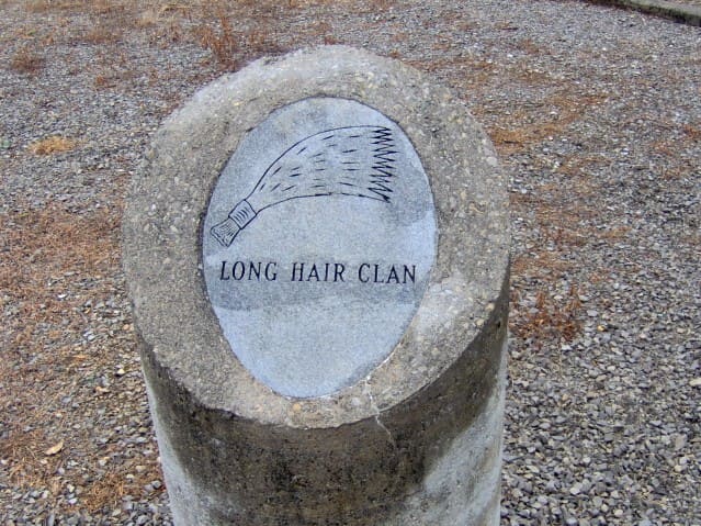 Members of the Anigilohi Clan represent day and night and teach spiritual knowledge and tradition.