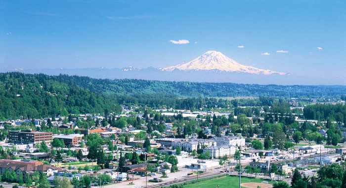 Kent Washington, the Seattle metro area city where Doug Hansen was employed as a postal worker. Is it possible that mighty Mt. Rainier looming in the background could have inspired Doug's mountaineering?