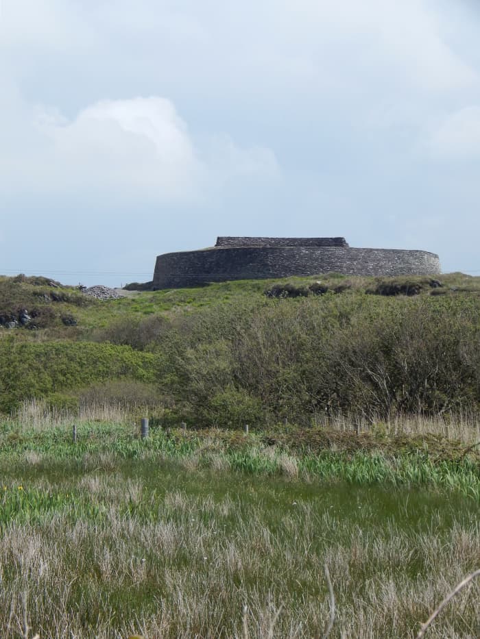 Cahergall takes its name from "an Chathair Gheal", meaning The Bright Stone Fort