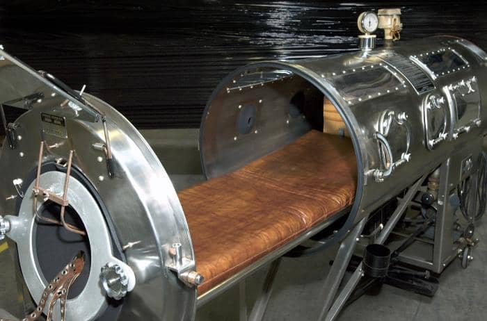 Iron Lung used to help patients breathe when their bodies couldn't do this simple task on their own.