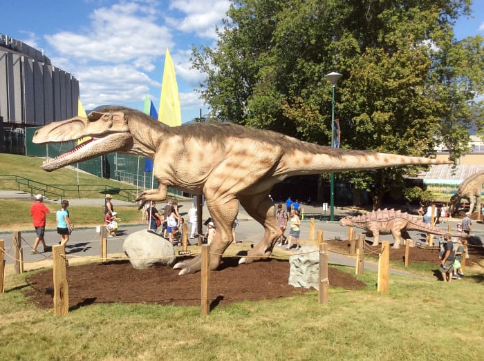 dinosaurs alive exhibit 2021