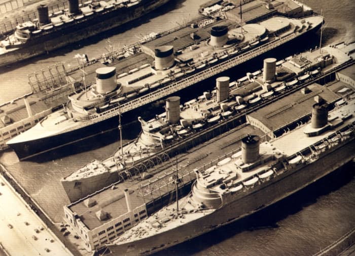SS Normandie (left), RMS Queen Mary (center), RMS Queen Elizabeth (right). The only time the three largest liners were together.