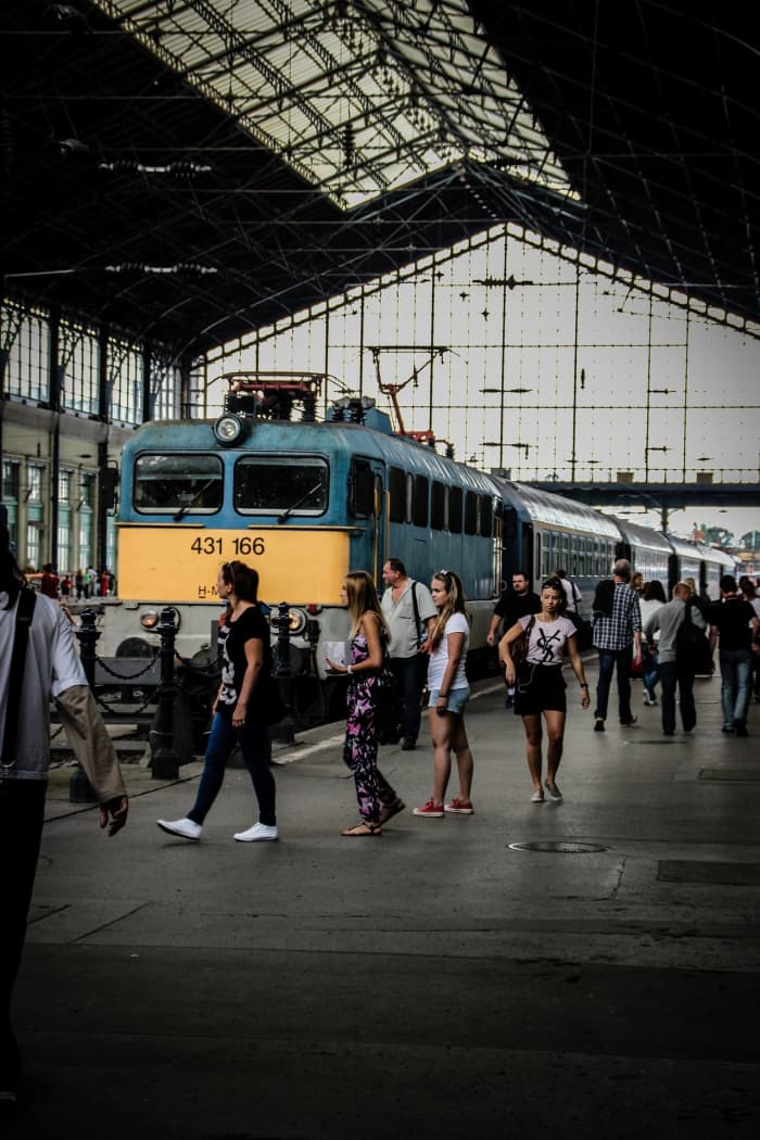 Does your student card entitle you to discounts in transit or other vital services? Find out what perks are avialble to you if you want to save money on the cost college