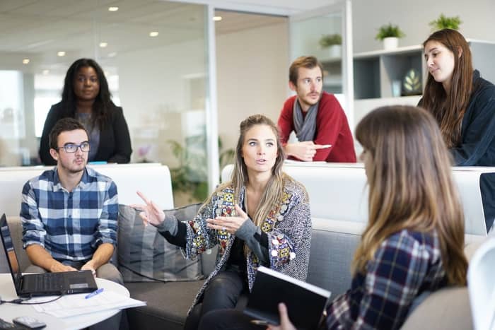 Teacher performance pay encourages competition rather than collaboration among teachers.