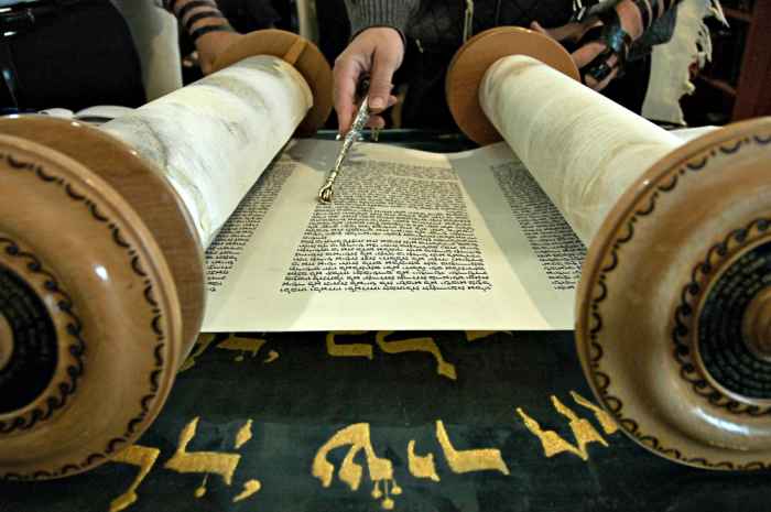 Hebrew Scriptures And The Principles Of Judaism Owlcation