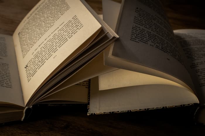 This article will break down seven key steps to writing an excellent, clear thesis statement.
