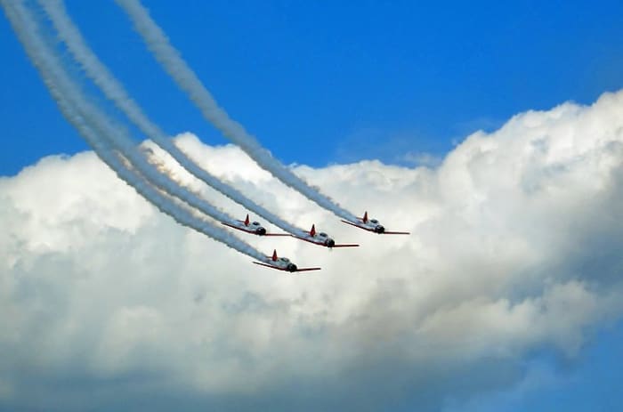 The small town of Oshkosh on Lake Winnebago, northwest of Milwaukee, is famous for two things: the popular line of kids' clothing and its place on the world's airshow circuit. www.eaa.org/en/airventure