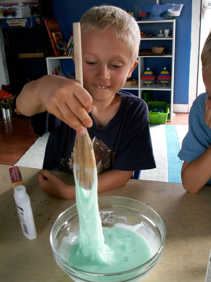 hands-on-experiments-to-learn-about-chemistry