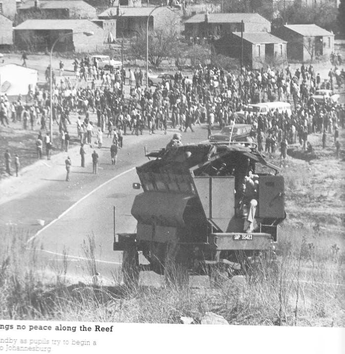 On June 17th, students decided to march to Johannesburg Downtown, as seen on the picture moving towards Canada Railway station, and stopped by police and soldiers in their "Hippos"