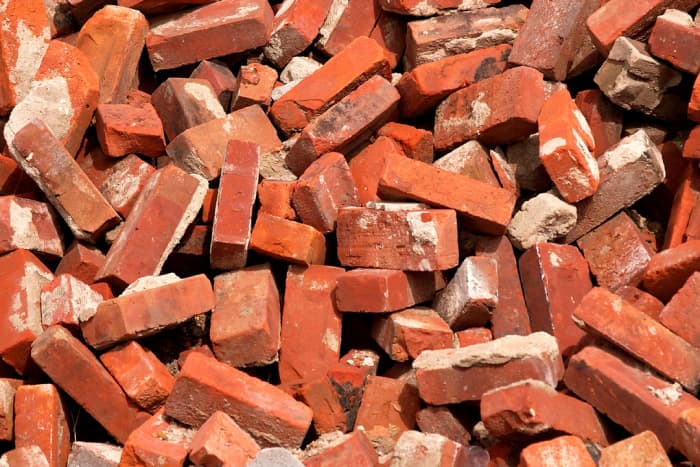 In Poe’s “The Cask of Amontillado,” the character Fortunado drunkenly places his trust in Montresor, a man he insulted earlier. This leads to Fortunado being buried alive under a wall of brick.