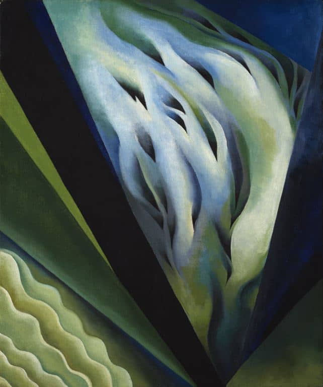 Deep saturated colors became a hallmark of O'Keefe's work