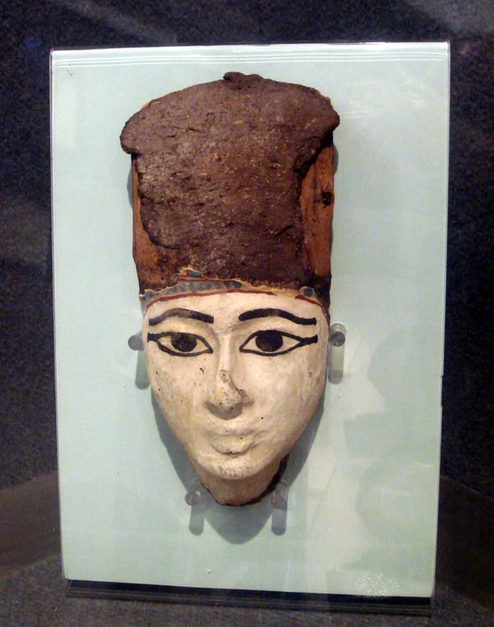 Ancient Egyptian eye make-up was often very thick and pronounced like on this mask that is displayed at the Egyptian Museum in Milan.