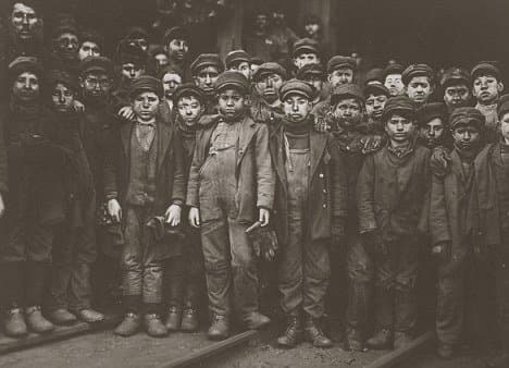 These boys probably all worked for the master chimney sweep in the upper left corner. He is also very short, indicating that he was probably an apprentice as a child, too.