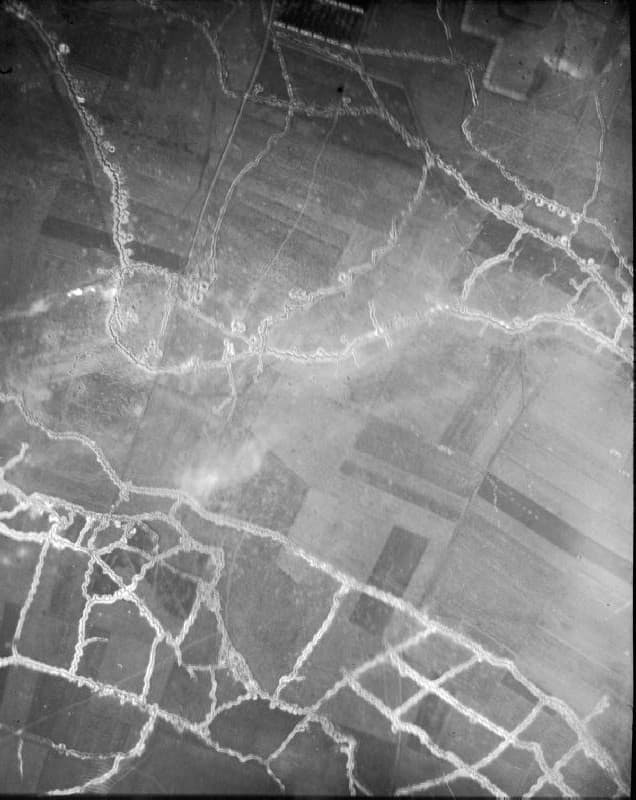 WW1: Aerial photograph of the Hohenzollern redoubt. German lines are in the top half. The Hohenzollern Redoubt is the tip of the salient protruding southwest closest to the British lines; British lines are in the bottom half. September 21, 1915.