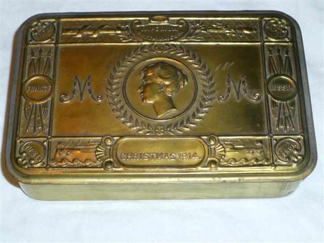 British troops may have given the German troops items from the Princess Mary Christmas box - a pencil perhaps, or some tobacco